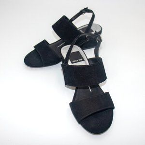 Dolce Vita "Lorne" Black Sandals Size 2